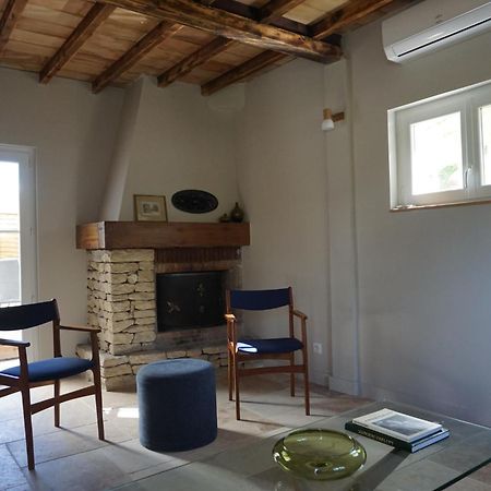 Maison Les Costes Vernegues Exteriör bild