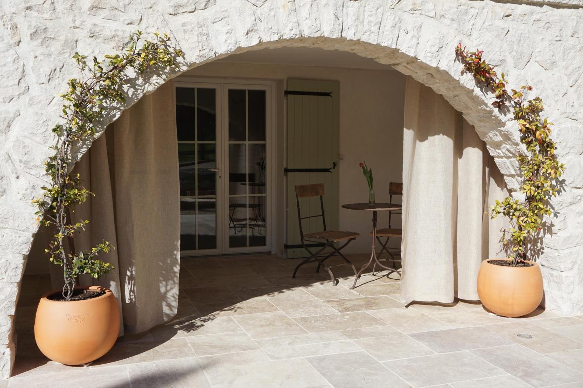 Maison Les Costes Vernegues Exteriör bild