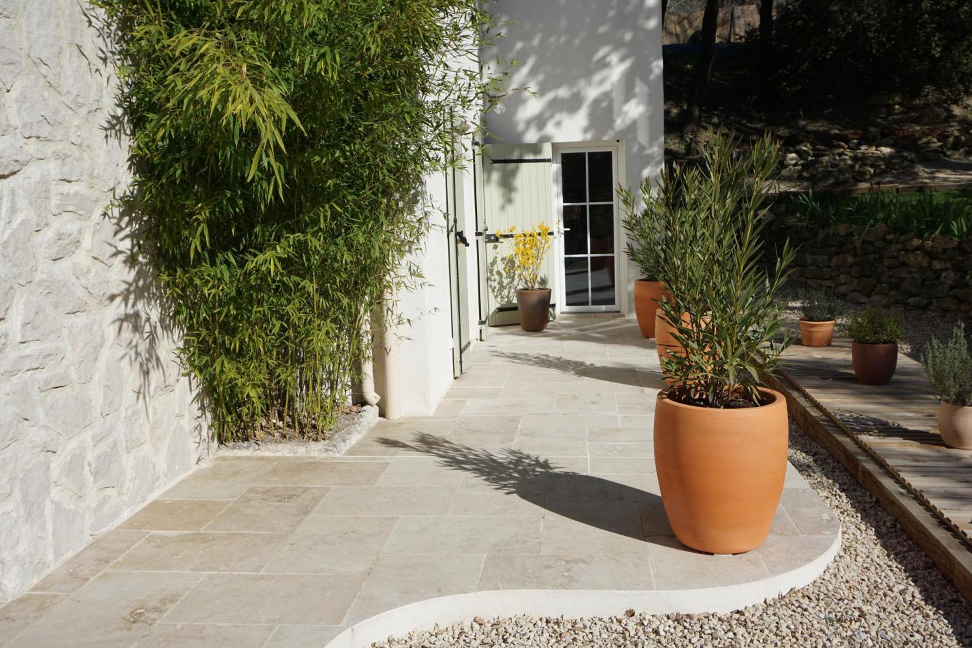 Maison Les Costes Vernegues Exteriör bild