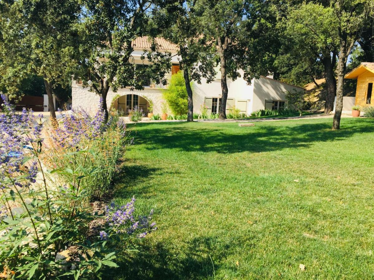 Maison Les Costes Vernegues Exteriör bild